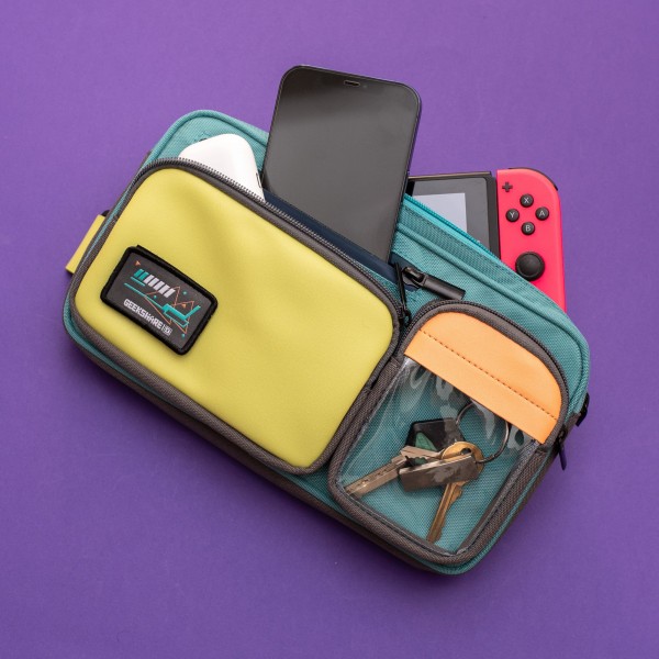 GeekShare Retro Style Cross Body Bag for the Nintendo Switch